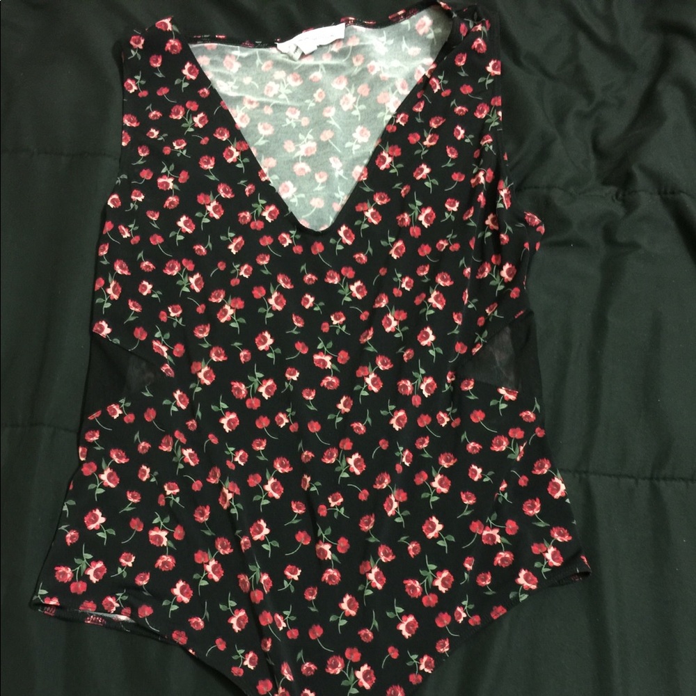 BCBG sleeveless bodysuit